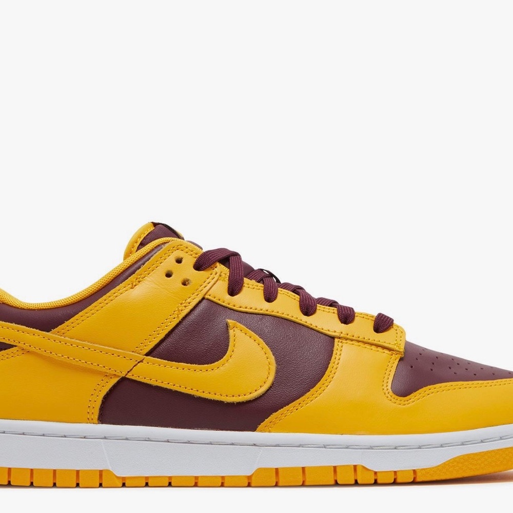 Nike Men's Yellow and Brown Sneakers